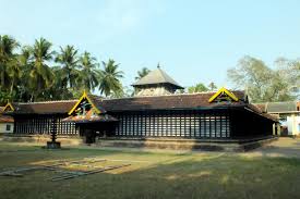 Thirunavaya Navamukunda Temple, Malappuram unique architecture